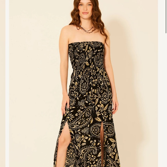 Bila Dresses & Skirts - Bila Black and Gold Strapless Dress